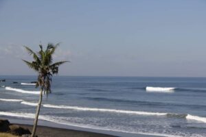 Nyanyi Beach - balisurfguides.com